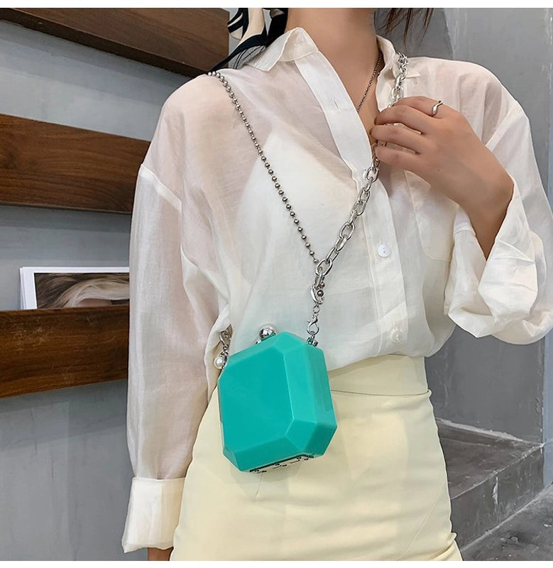 Women's Arylic Solid Color Streetwear Square Lock Clasp Shoulder Bag Crossbody Bag Chain Bag