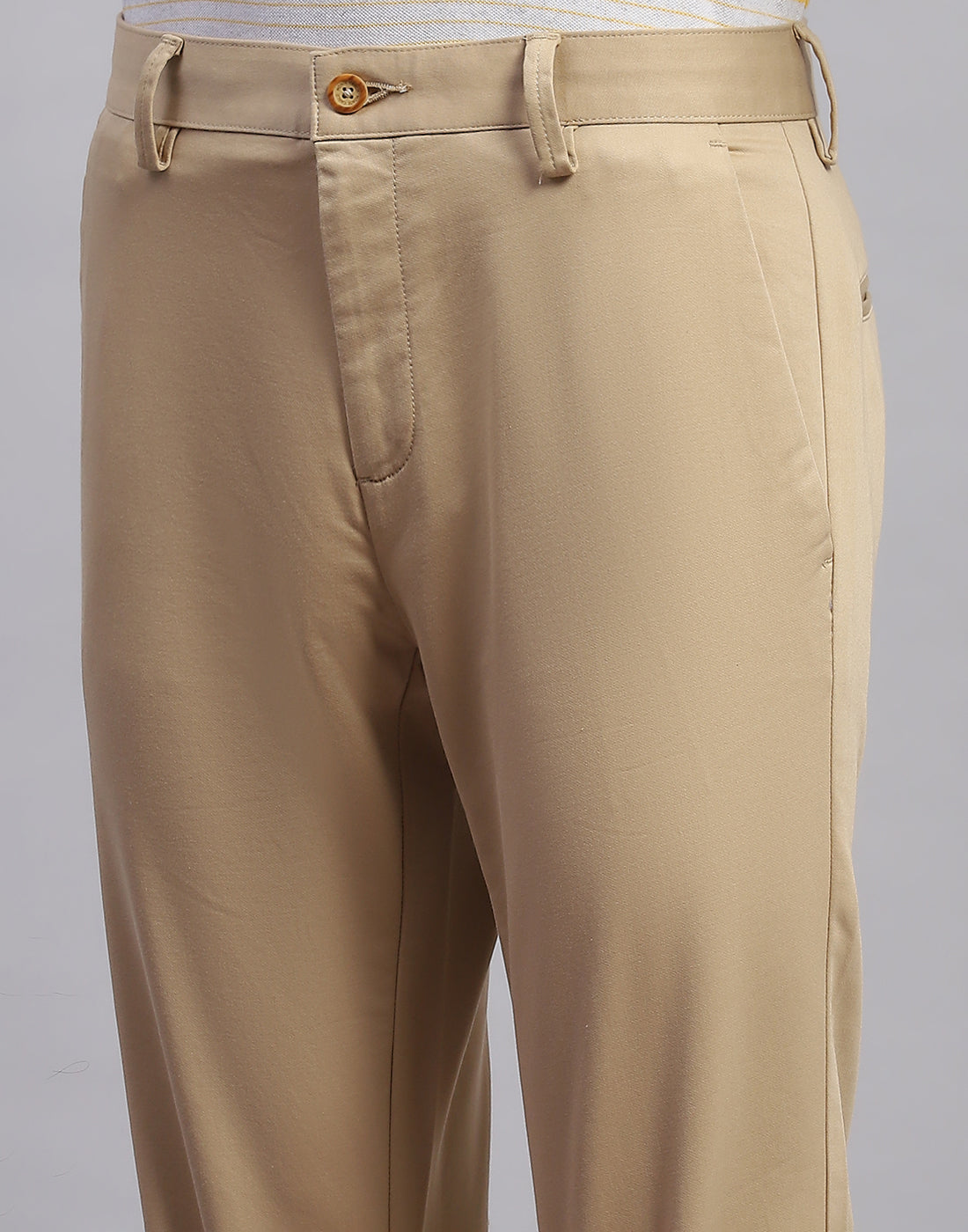 Men Beige Solid Regular Fit Trouser