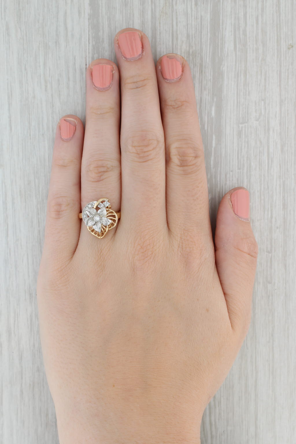 0.11ctw Diamond Flower Ring 14k White Yellow Gold Size 7.5