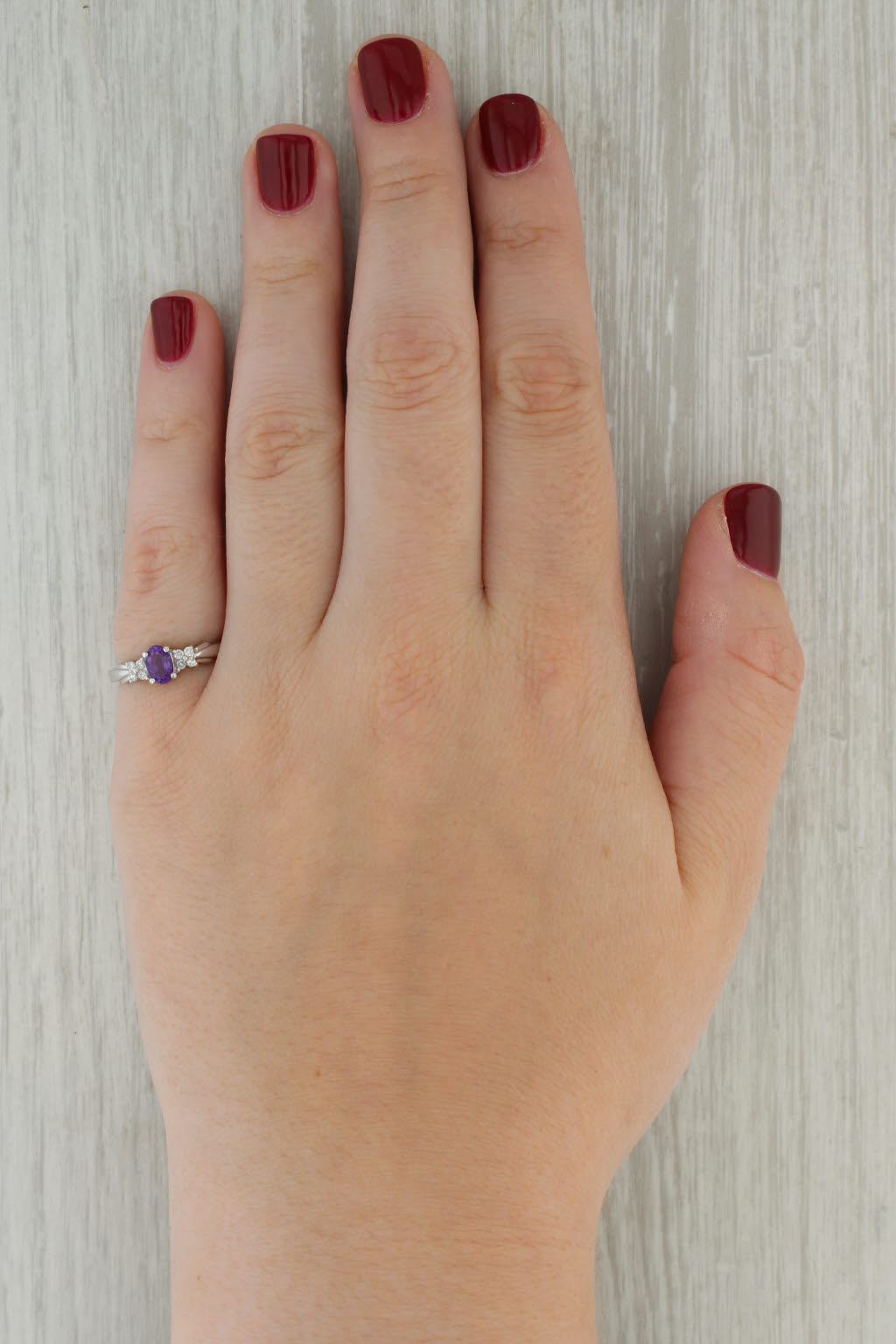 0.44ctw Oval Amethyst Diamond Ring 10k White Gold Size 5.75