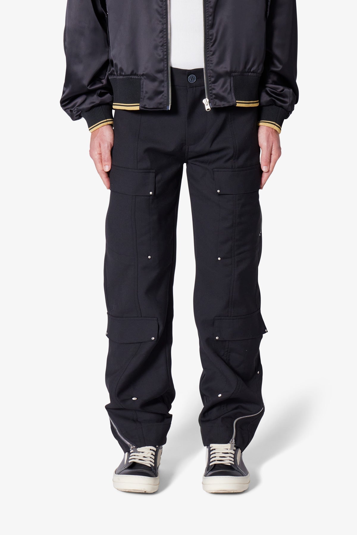 Angled Zip Cargo Pants - Black