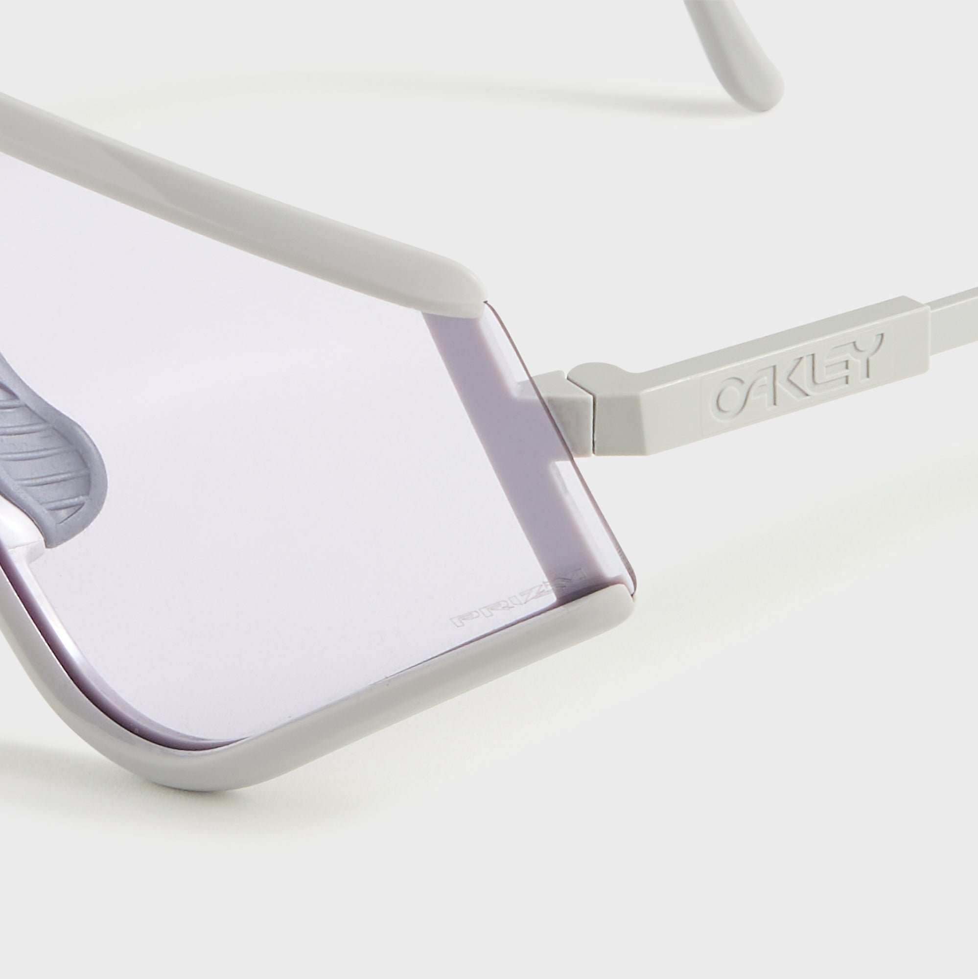 Oakley Eyeshade - Cool Grey / Prizm Low Light