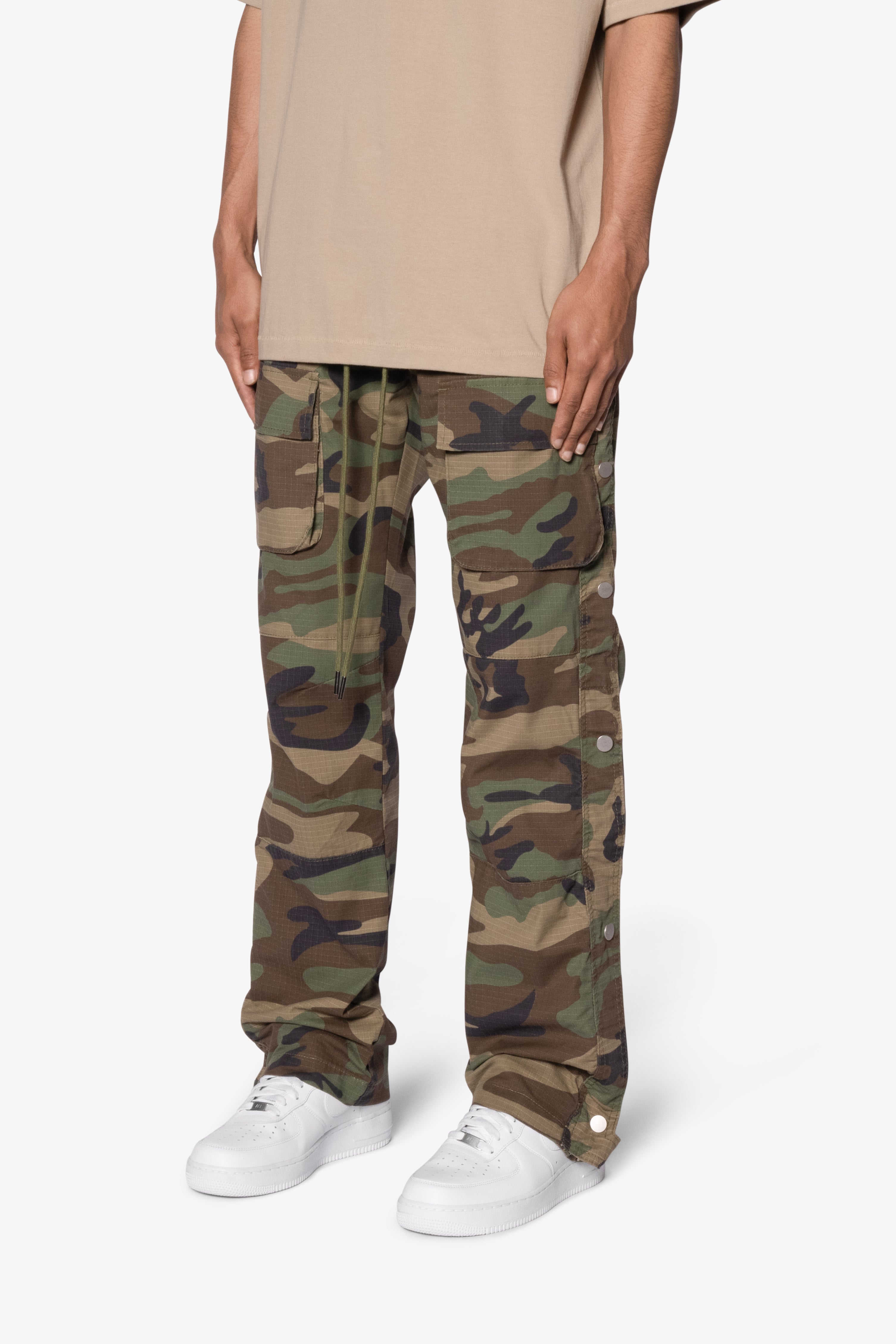 Snap Front Cargo Pants - Camo