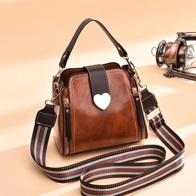 Women's Medium Pu Leather Heart Shape Basic Bucket Zipper Shoulder Bag Crossbody Bag