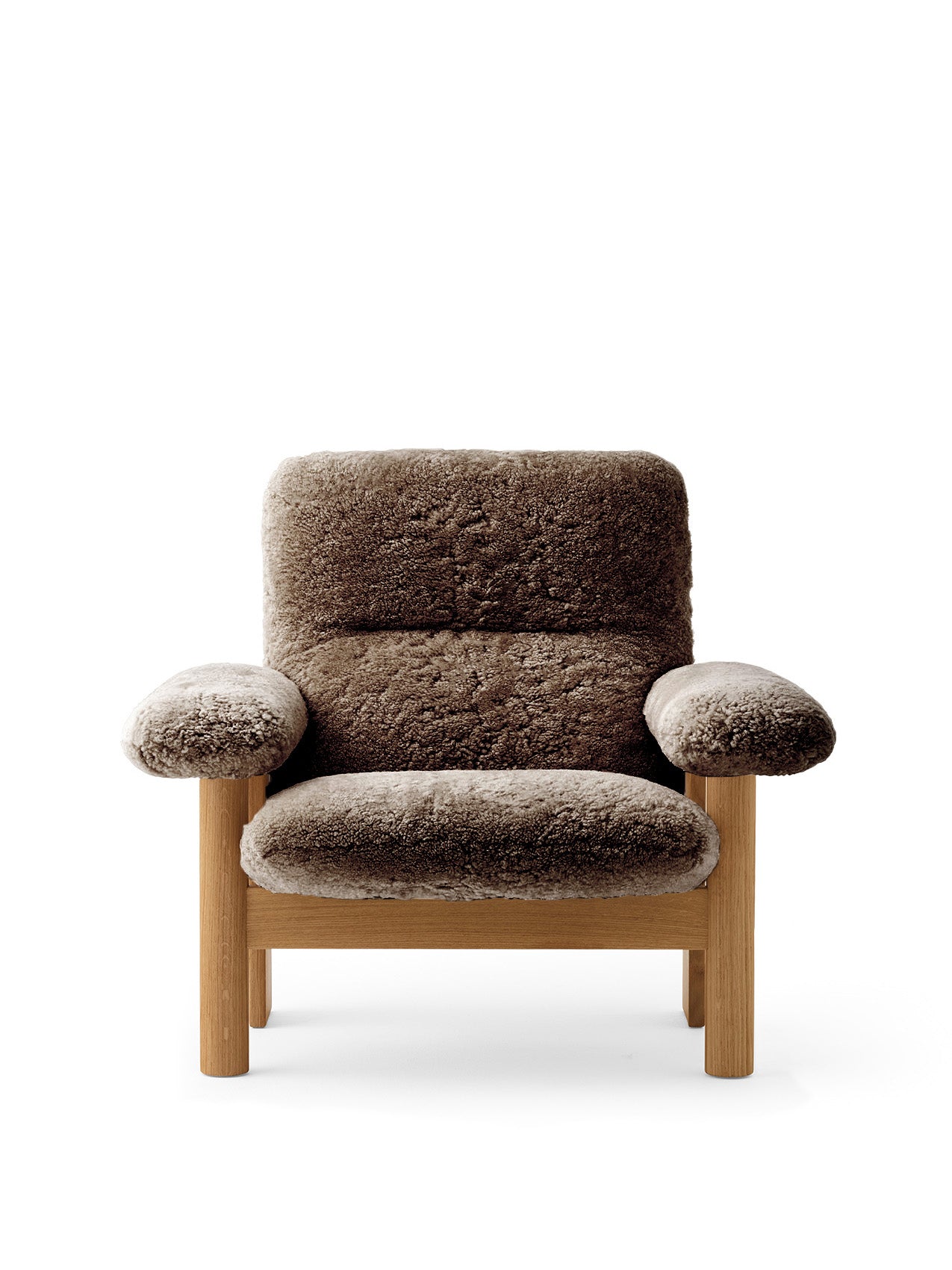 Brasilia Lounge Chair. Sheepskin