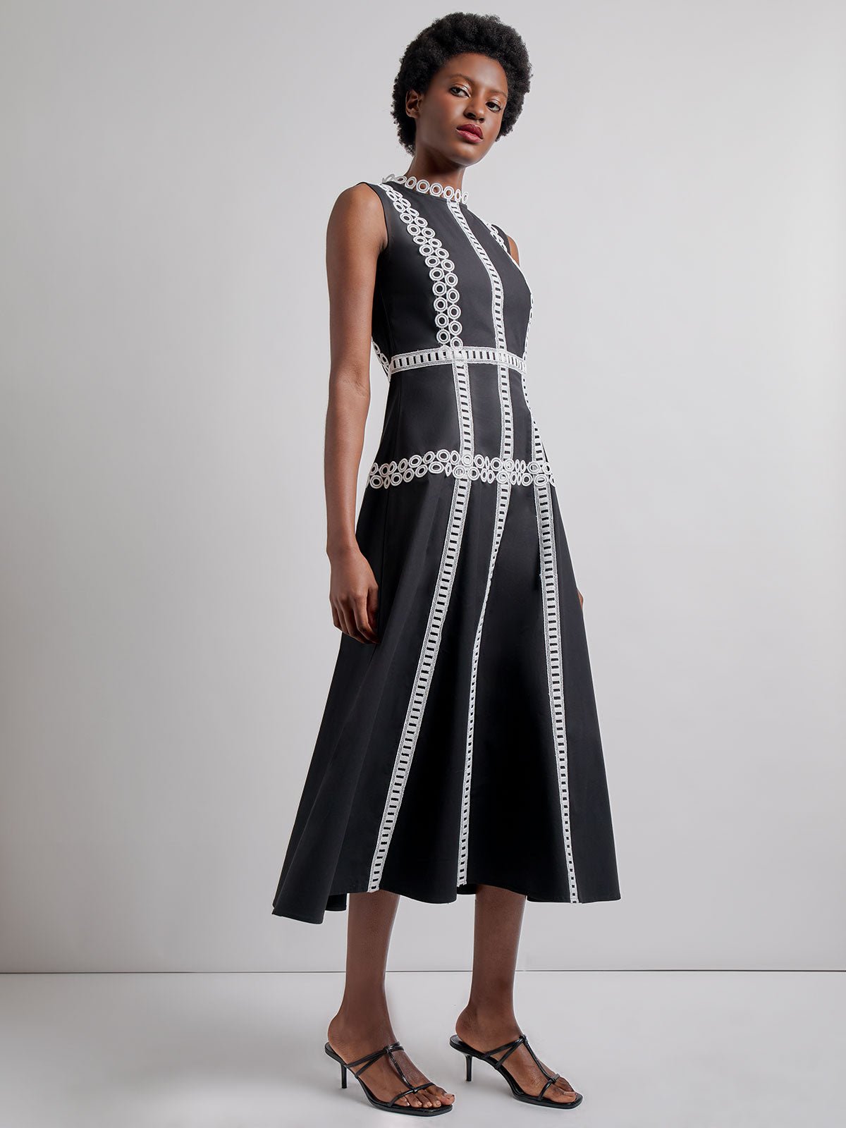 Fit & Flare Cotton Eyelet Trim Maxi Dress - Modern Fit