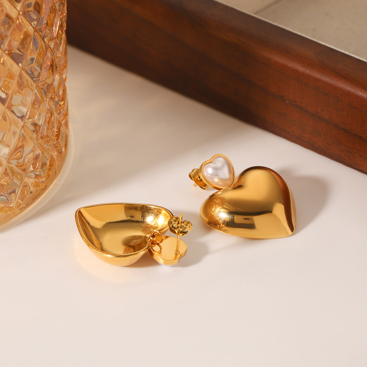 Stainless Steel Large Glossy Heart Earrings Design With Pearl Heart-Shaped Earrings For Women