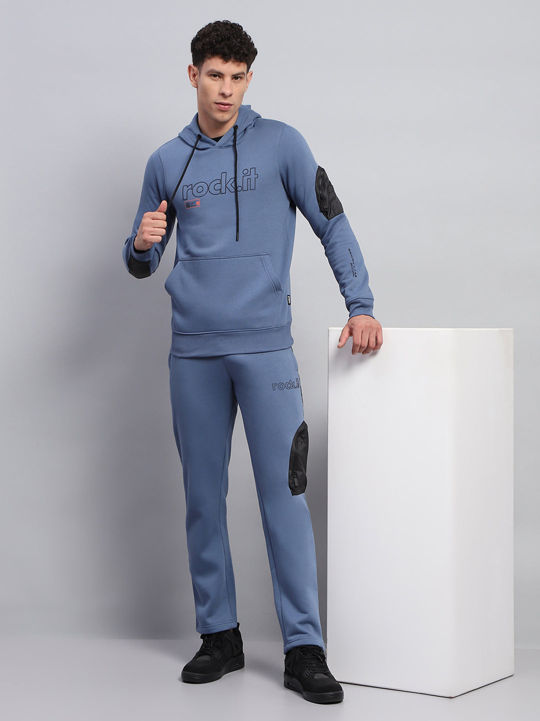 Men Blue Printed Hooded Full Sleeve Winter Tracksuit