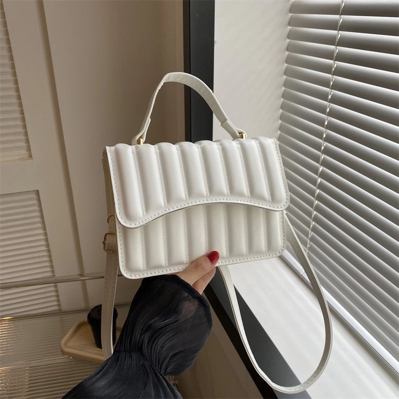 Women's All Seasons Pu Leather Solid Color Classic Style Square Flip Cover Handbag
