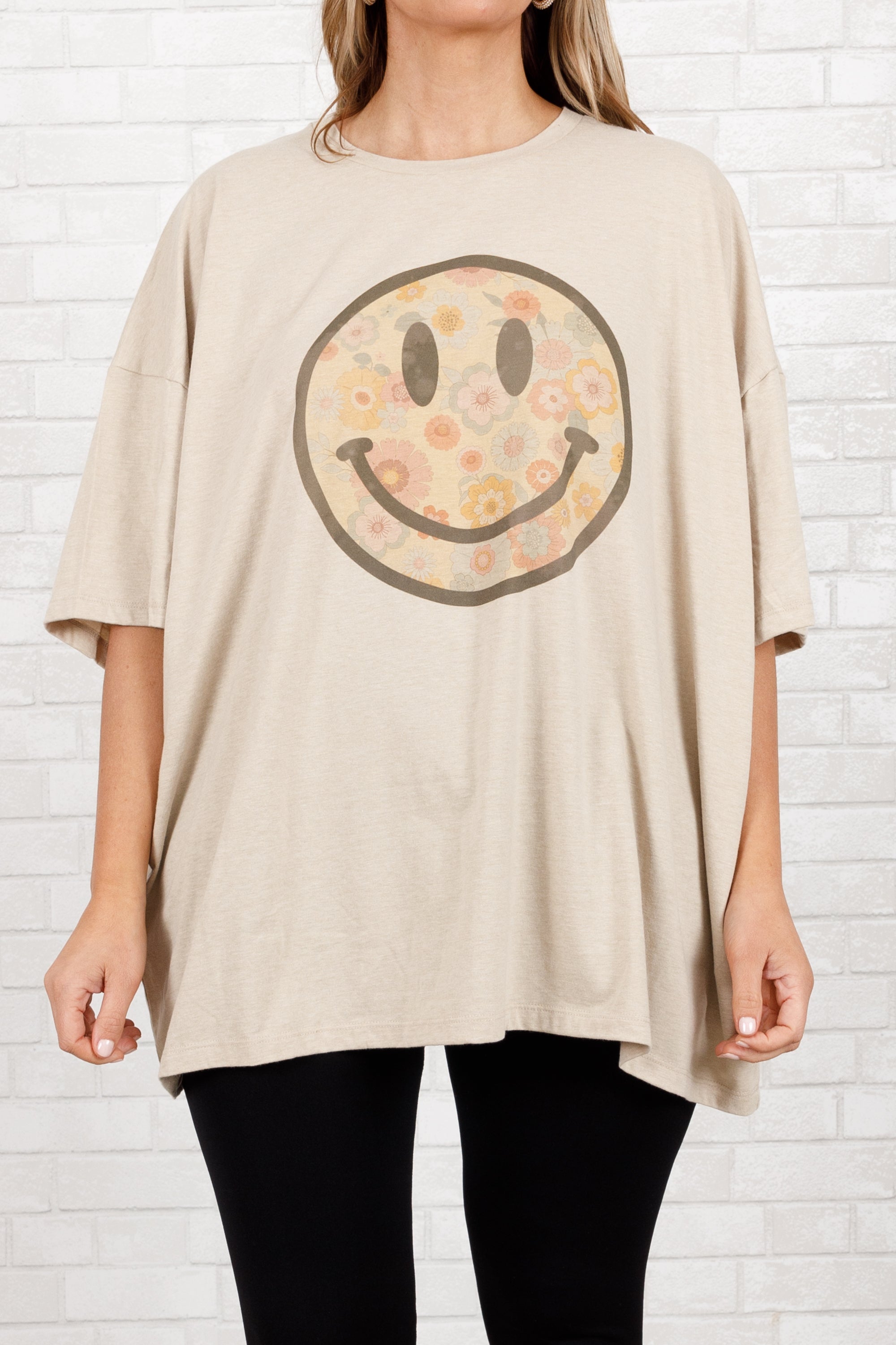 Flowers Make Me Smile Boyfriend Tee. Heather Beige