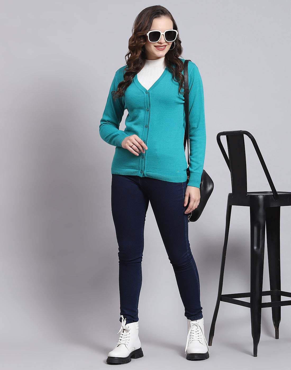 Women Turquoise Blue Solid V Neck Full Sleeve Sweater