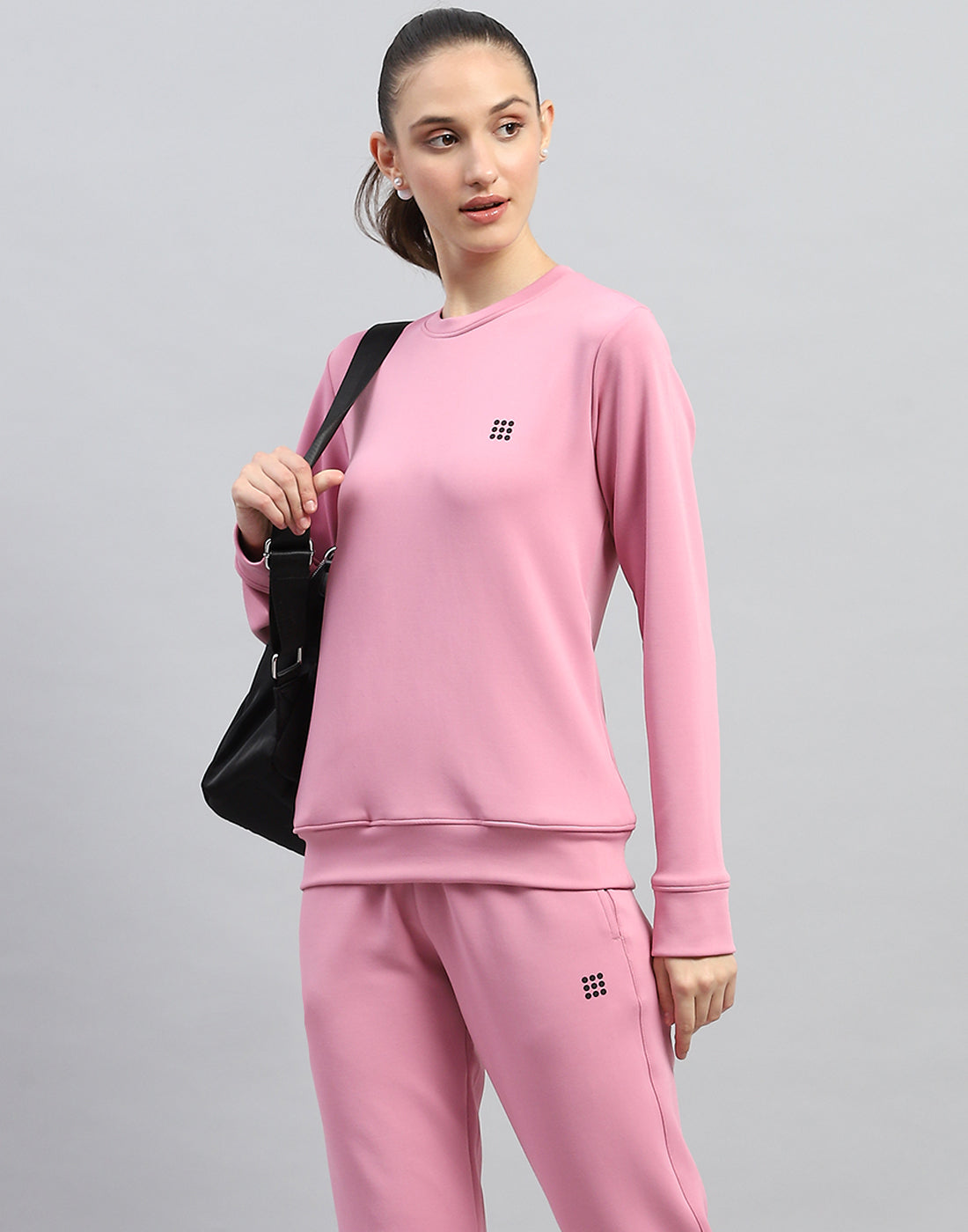 Women Pink Solid Round Neck Full Sleeve Tracksuit