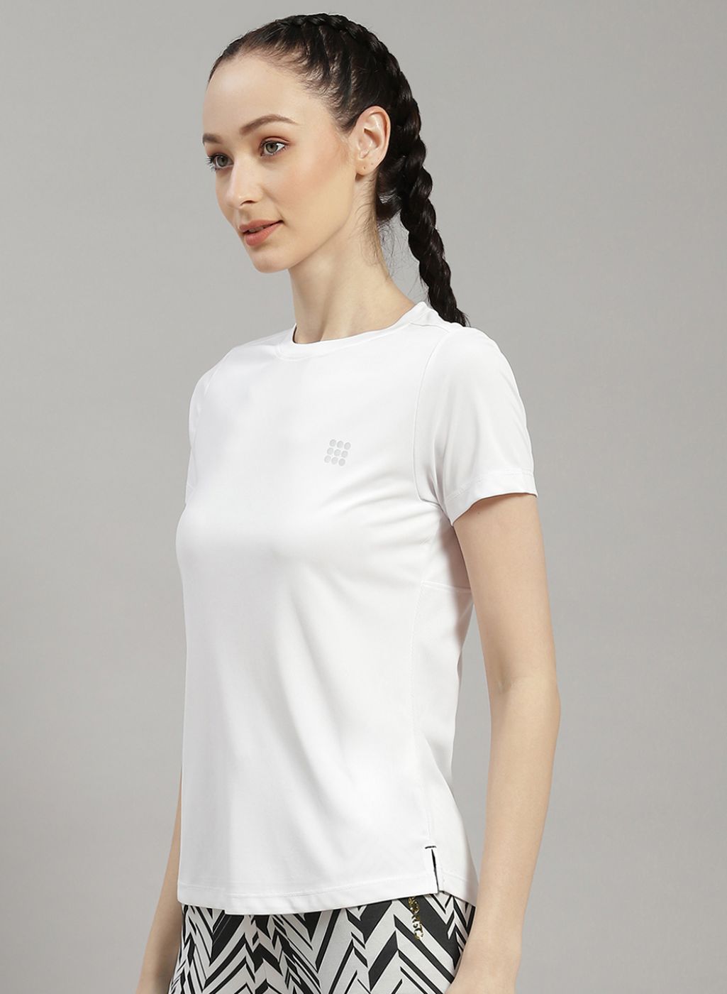 Women White Solid Top