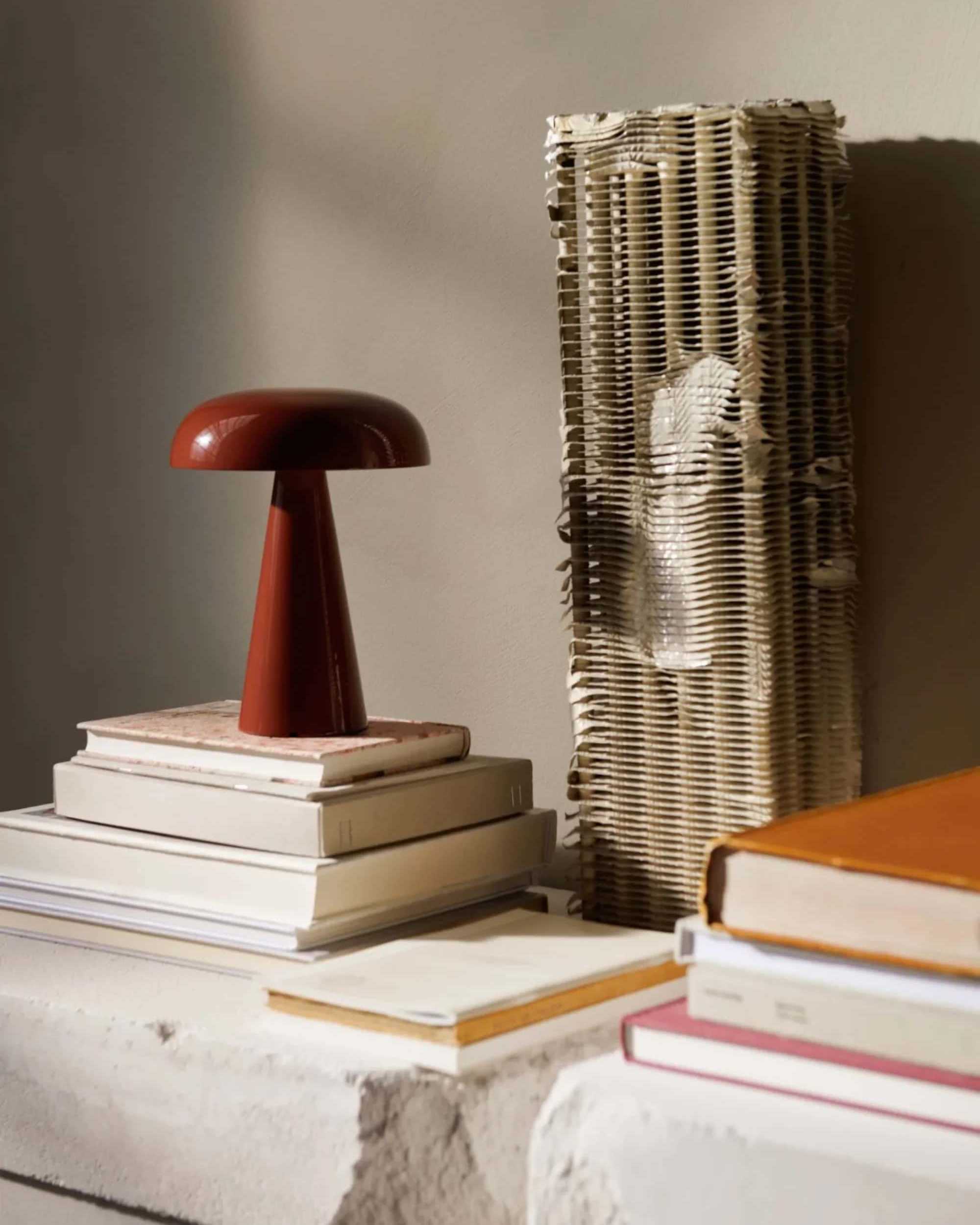 SC53 Como Portable Table Lamp. red brown