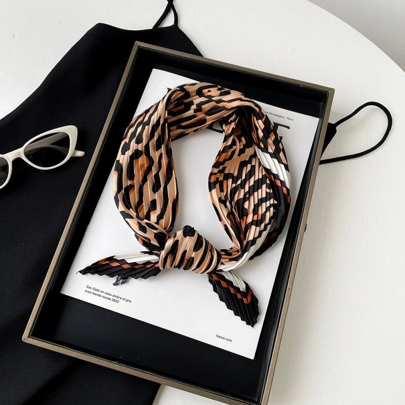 Women's Elegant Lady Leopard Polyester Tie-dye Silk Scarf