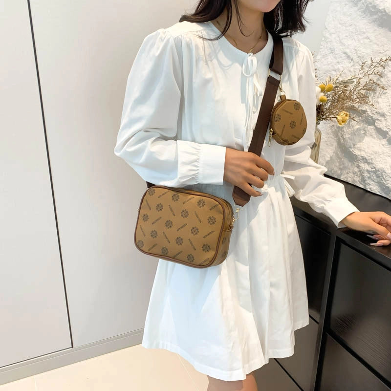 Vintage Fashion Texturized Small Square Bag Women's Summer New Entry Luxury Small Flower Shoulder Bag Internet Popular Trendy Crossbody Bag