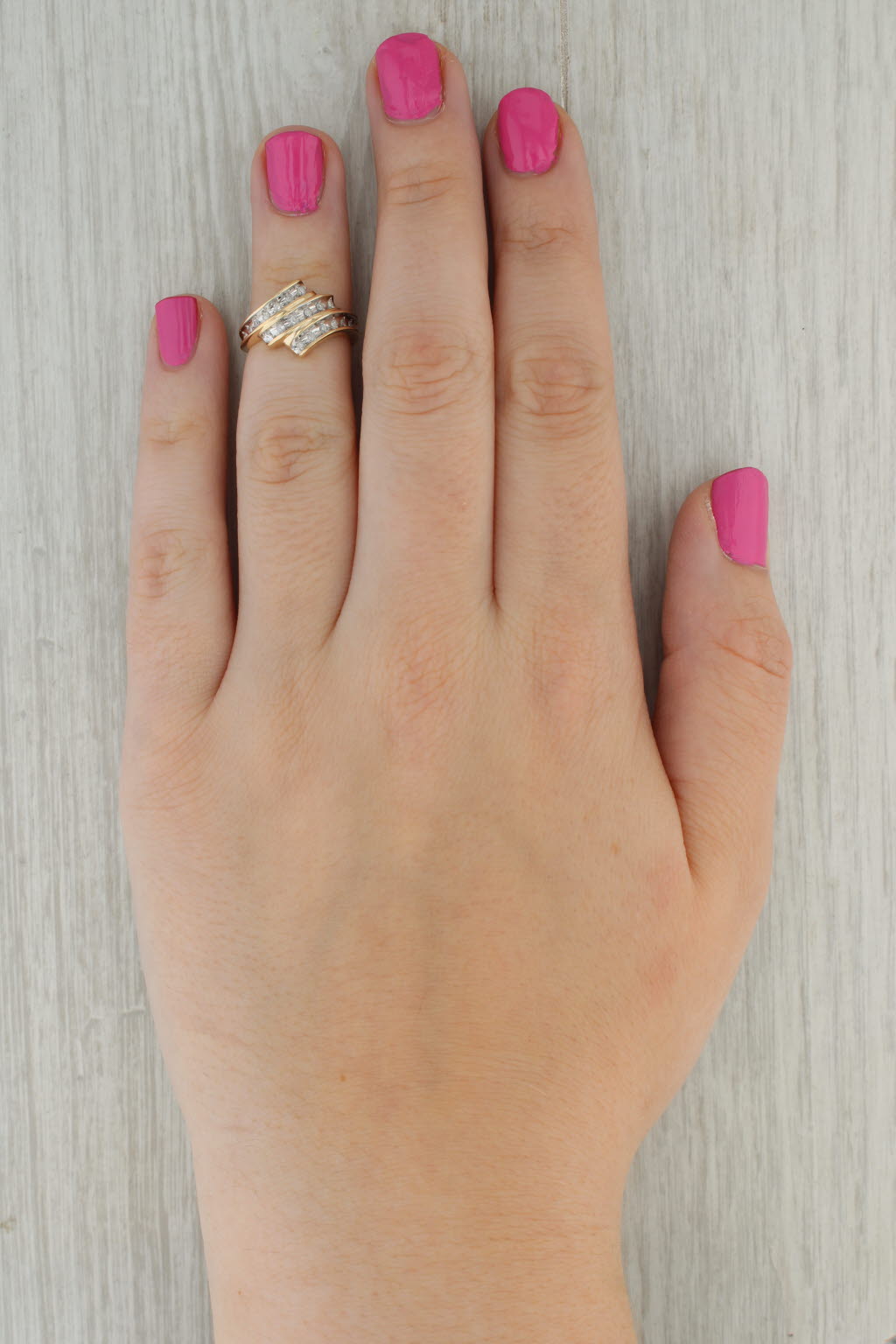 0.15ctw Diamond Scalloped Bypass Ring 10k Yellow Gold Size 4
