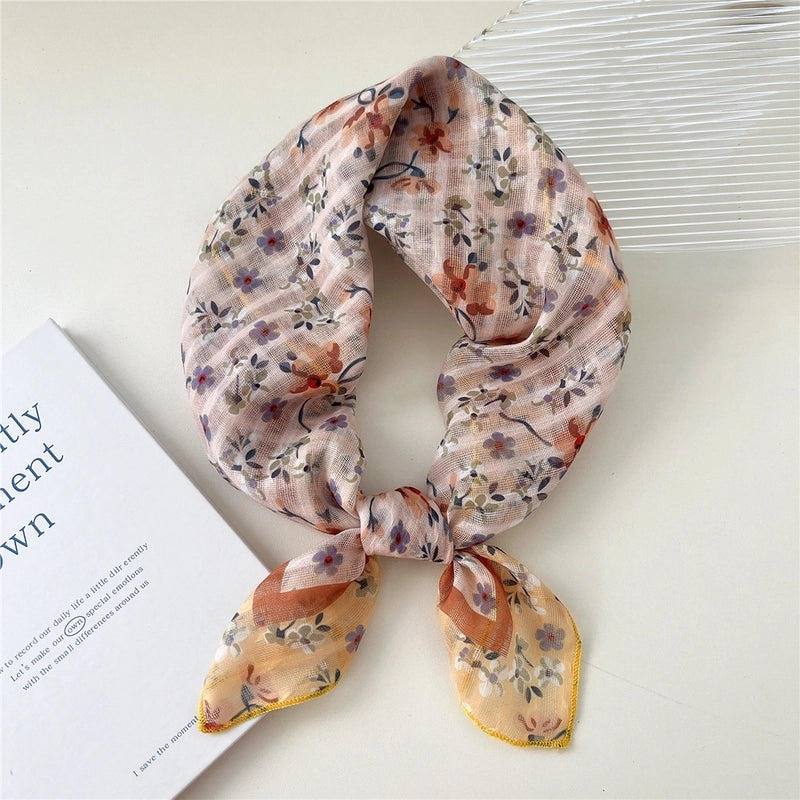 Women's Cartoon Style Cute Sweet Ditsy Floral Cotton And Linen Kerchief