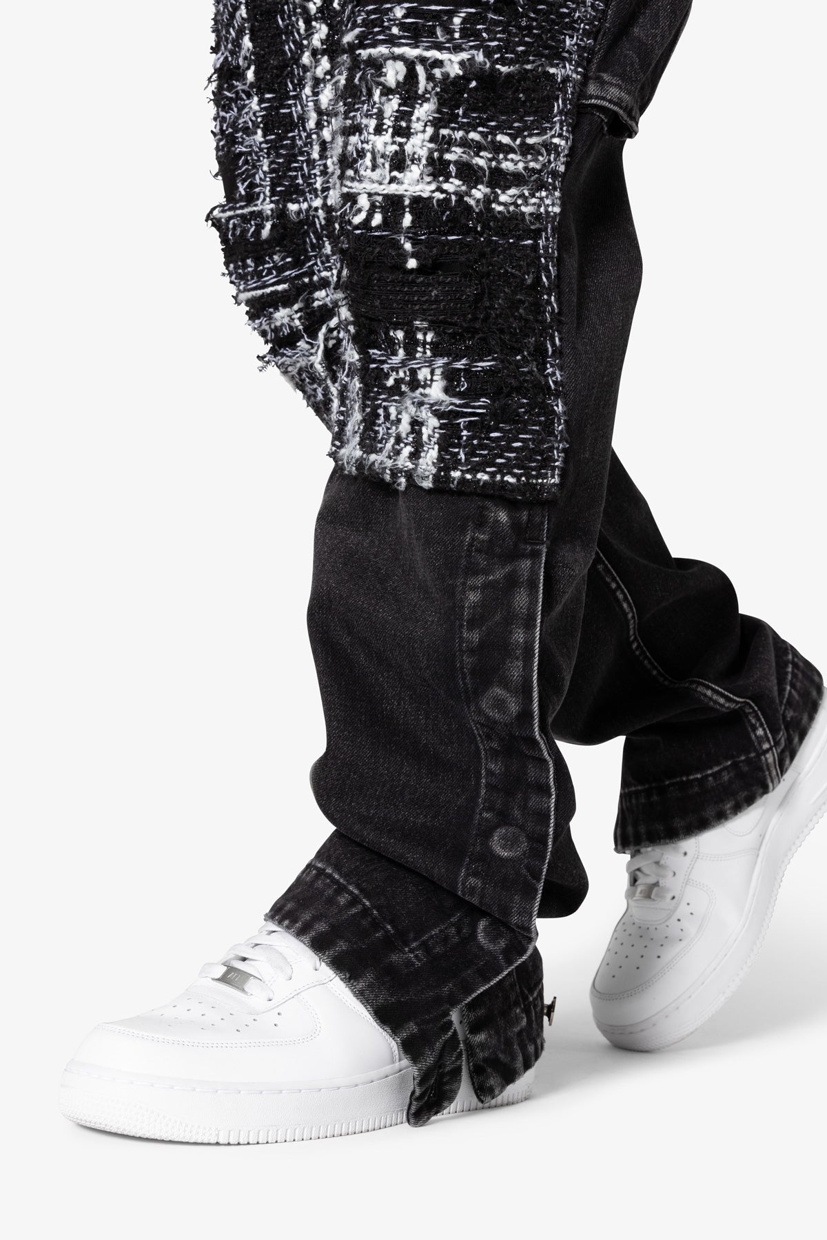 V675 Knitted Western Patch Denim - Black