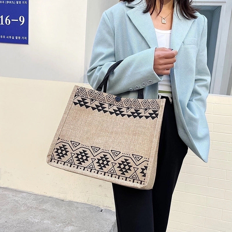 Women's Medium Fabric Geometric Basic Classic Style Weave Square Buckle Handbag