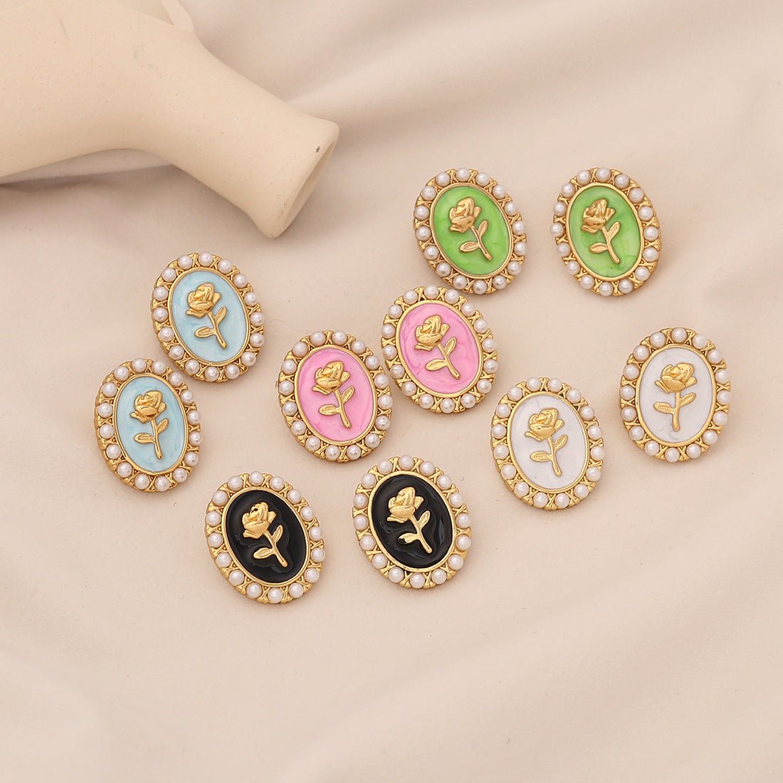 Simple Retro Pearl Rose Earrings  Earrings E609