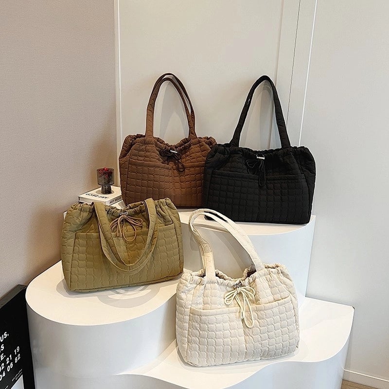 Women's Medium Nylon Solid Color Basic Square String Shoulder Bag