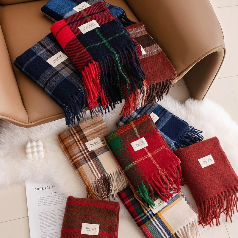 Women's Casual Elegant Minimalist Lattice Polyester Tassel Scarf