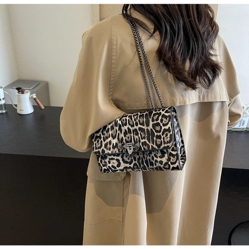 Women's Small Pu Leather Color Block Streetwear Square Flip Cover Shoulder Bag