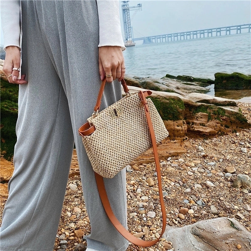 Women's Medium All Seasons Straw Streetwear Straw Bag