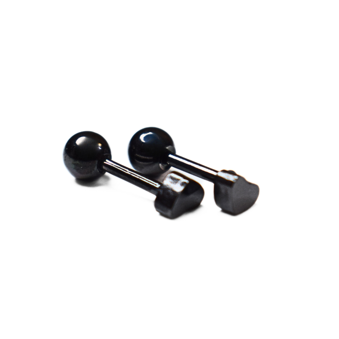 4mm Baby heart studs - Black