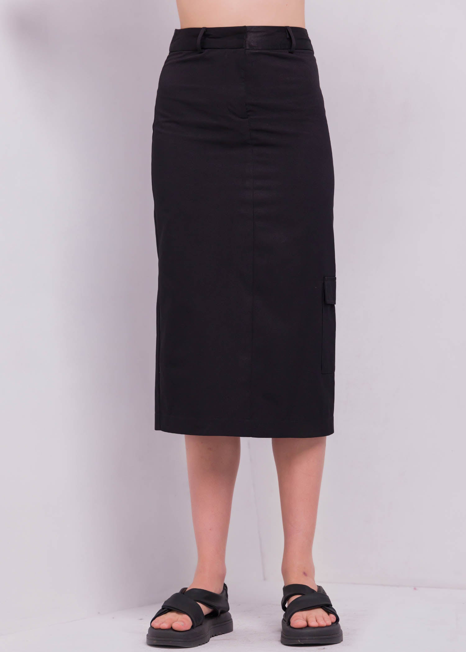 Fitted Skirt With Pocket