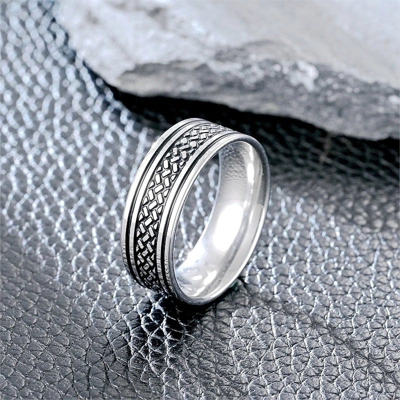 Retro Round Titanium Steel Rings In Bulk