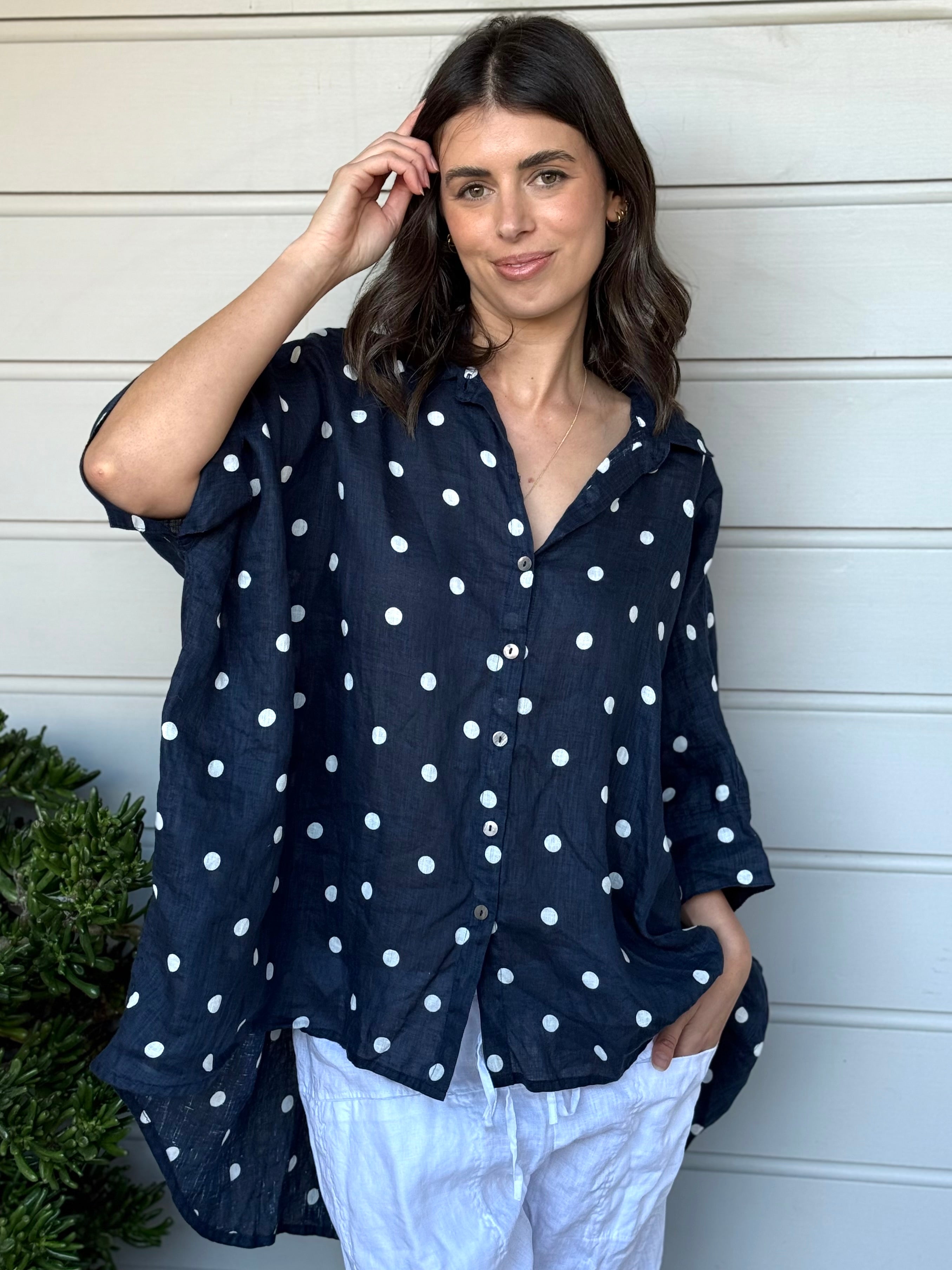 issey shirt - navy spot linen