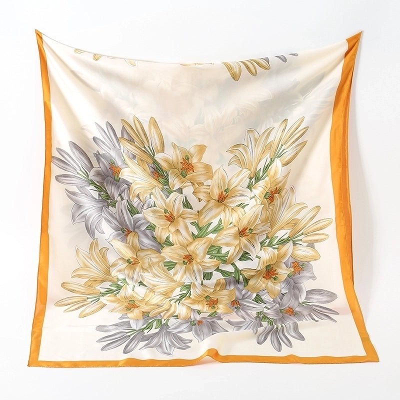 Women's Chinoiserie Paisley Satin Silk Scarf
