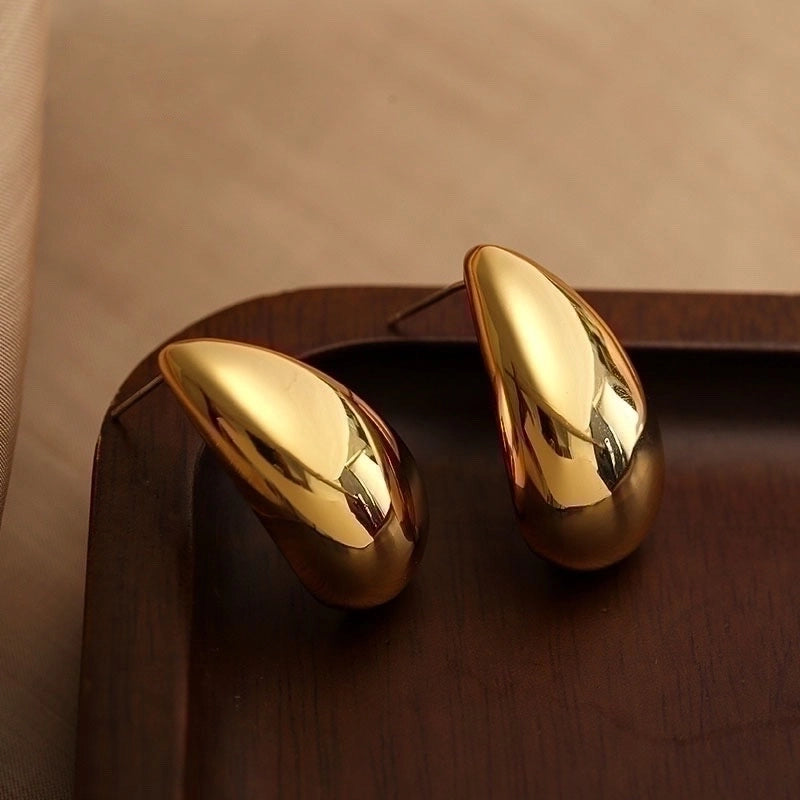 1 Pair Elegant Water Droplets Plating Copper 18k Gold Plated Ear Studs