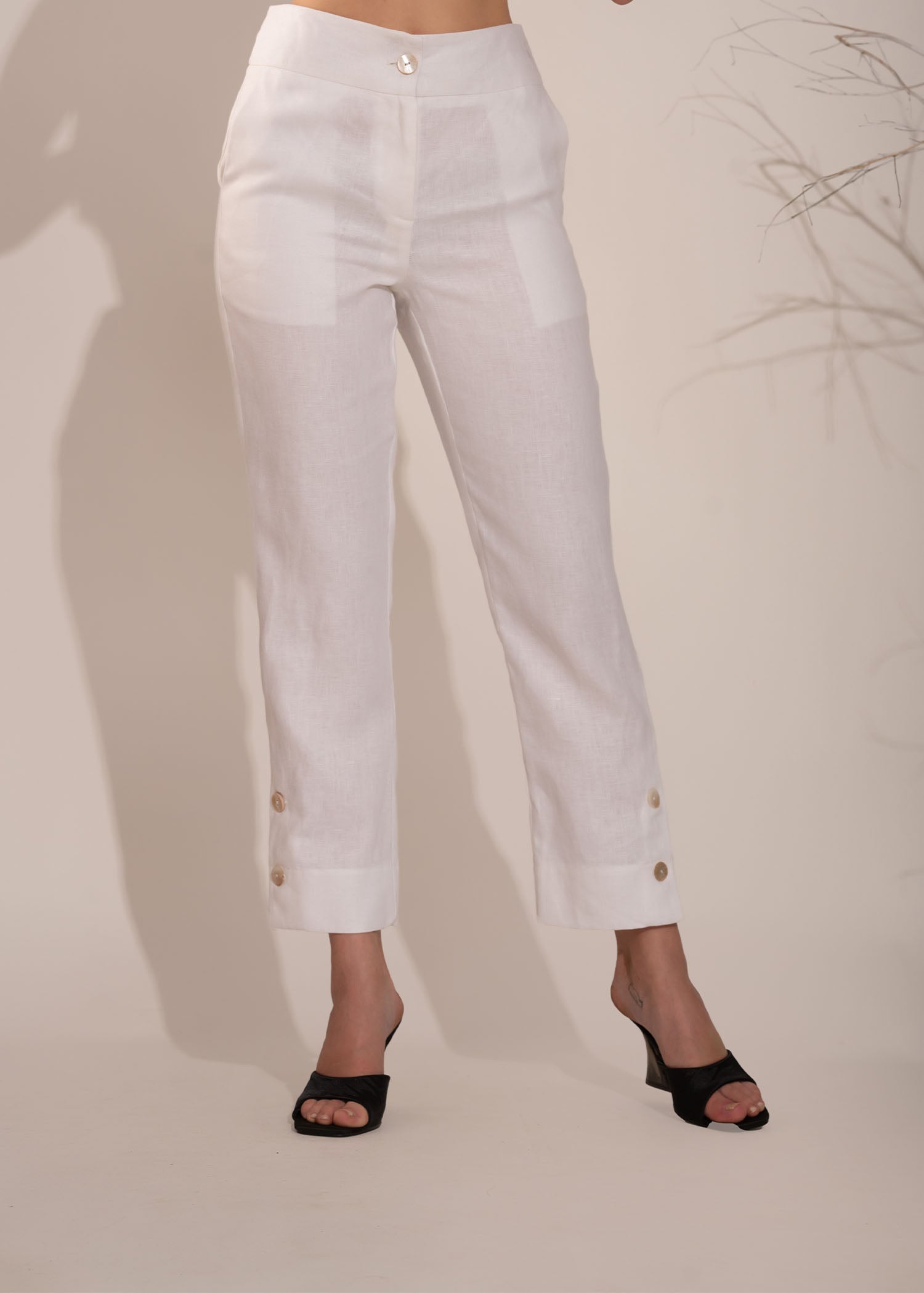 Button Detailed Tailored Pant