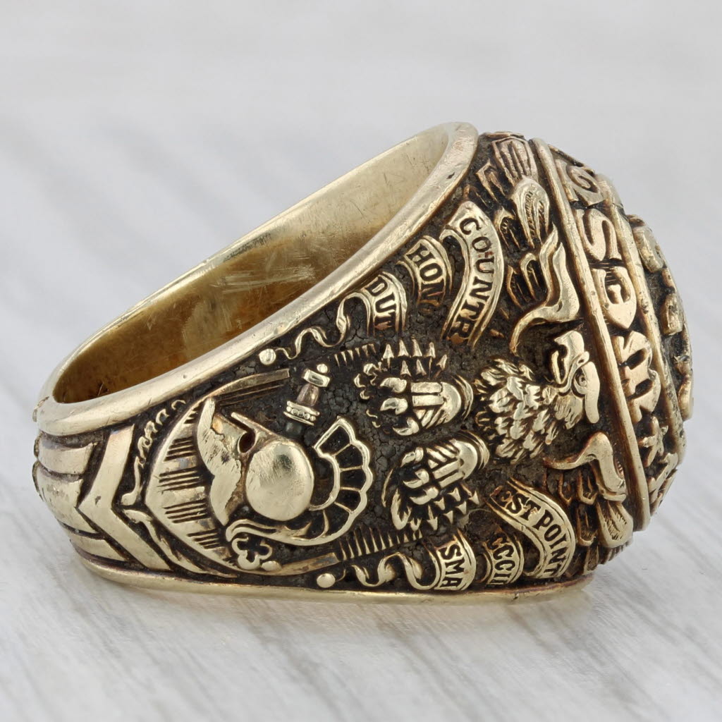 West Point Military Academy Class 1960 Ring 14k Gold Vintage Signet Veteran