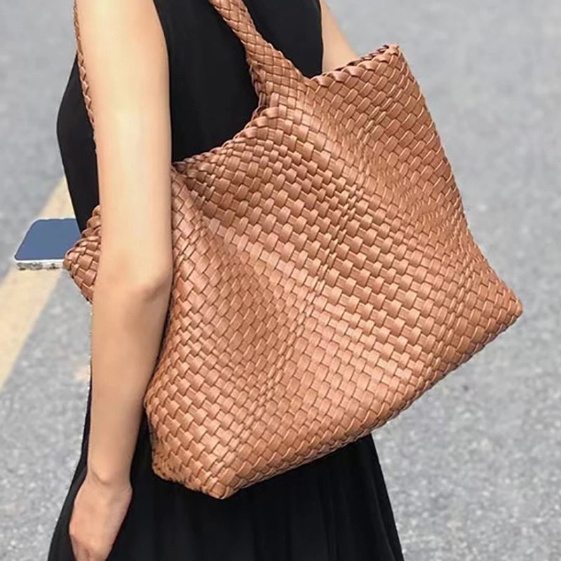 Women's Large Pu Leather Solid Color Vintage Style Streetwear Weave Square Magnetic Buckle Shoulder Bag