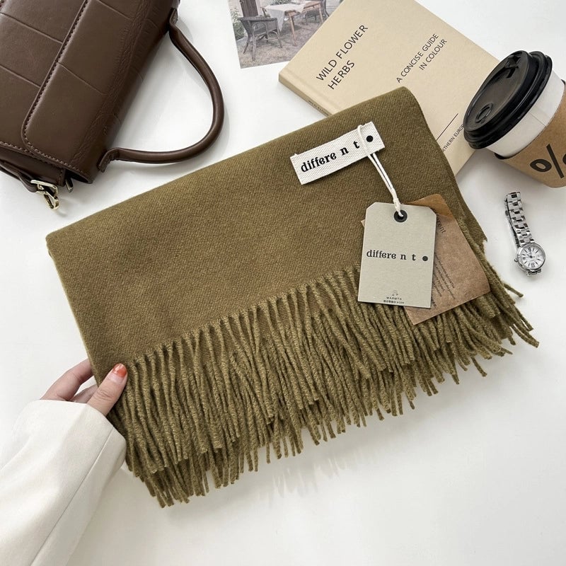 Women's Elegant Retro Solid Color Imitation Cashmere Tassel Scarf