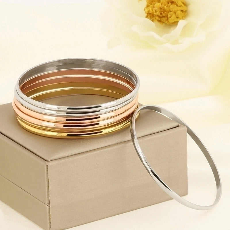 Minimalist Solid Color 304 Stainless Steel 18K Gold Plated Bangle In Bulk