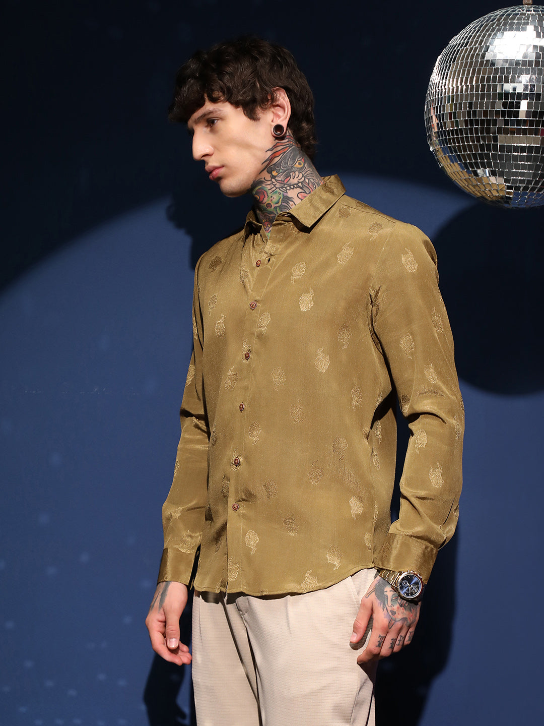 Lotus-Texture Shirt