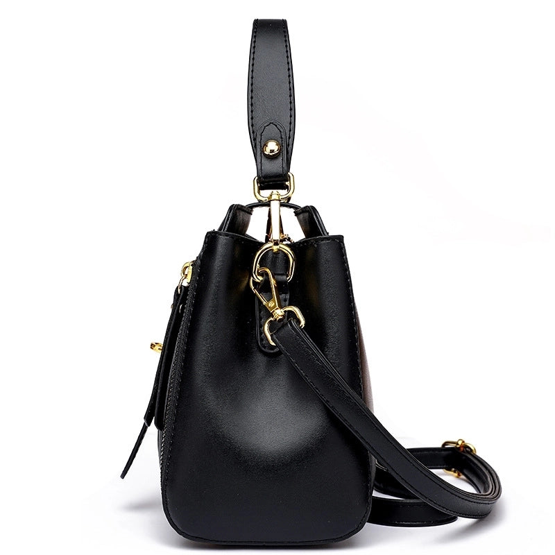 Women's Small Summer Pu Leather Classic Style Handbag