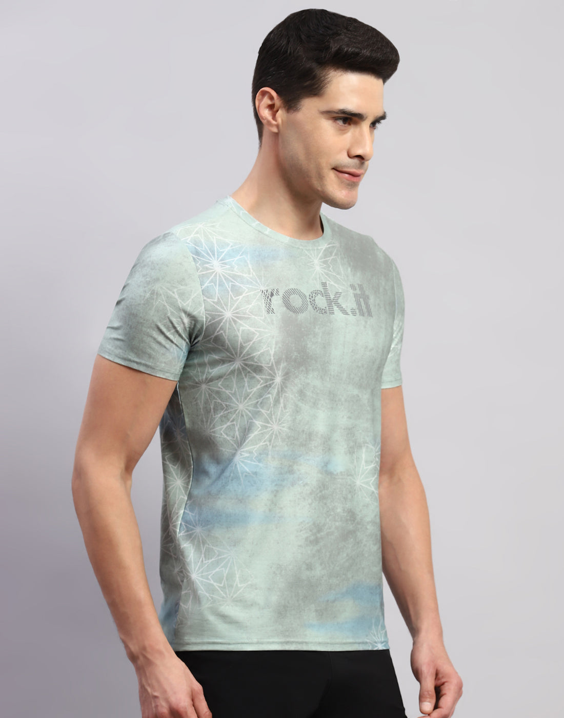 Men Green Printed Round Neck Half Sleeve T-Shirt