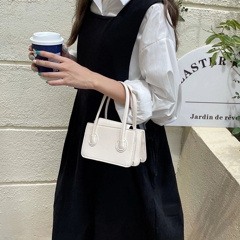 Women's Small Pu Leather Solid Color Streetwear Square Magnetic Buckle Handbag