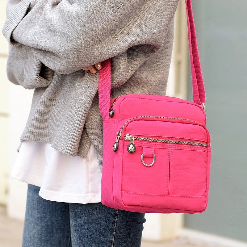 Women's Medium Nylon Solid Color Classic Style Square Zipper Shoulder Bag