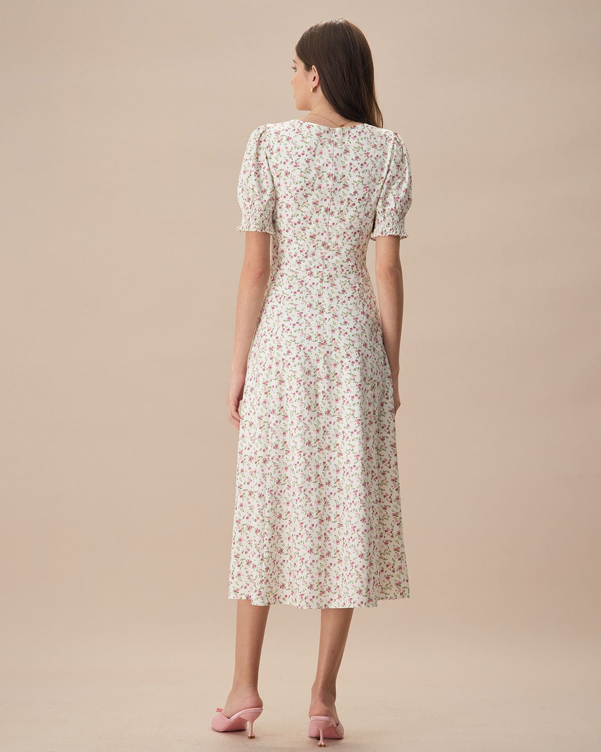 The Beige Sweetheart Neck Puff Sleeve Floral Midi Dress