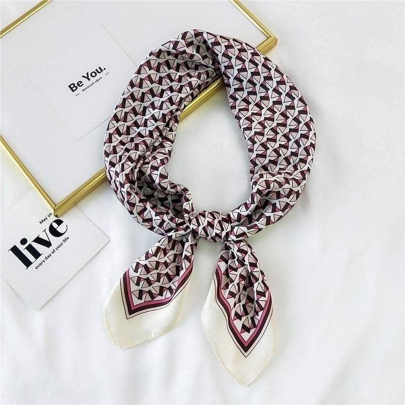Clashing Color Floral Pringting Silk Square Scarf