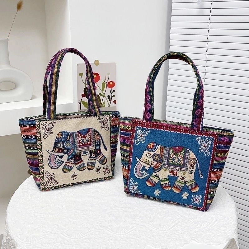 Women's Small Canvas Animal Vintage Style Ethnic Style Square Zipper Shoulder Bag Handbag