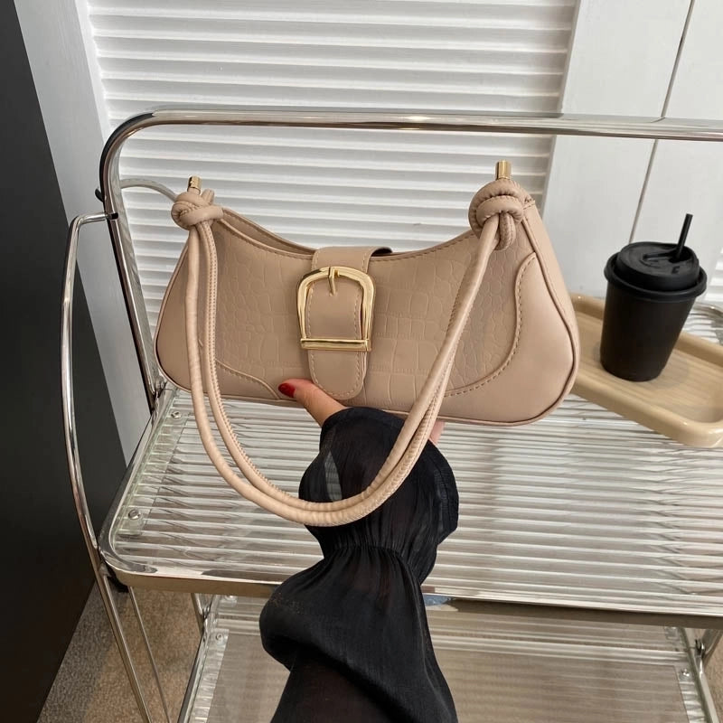Women's All Seasons Pu Leather Solid Color Classic Style Semicircle Buckle Shoulder Bag