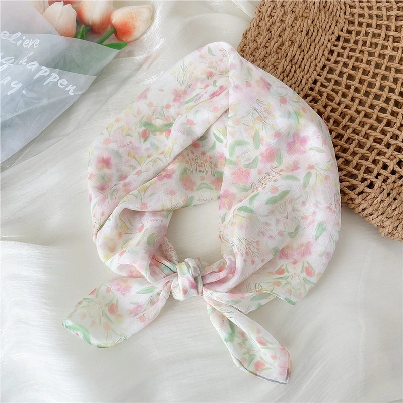 Women's Sweet Pastoral Minimalist Square Synthetic Yarn Printing Silk Scarf